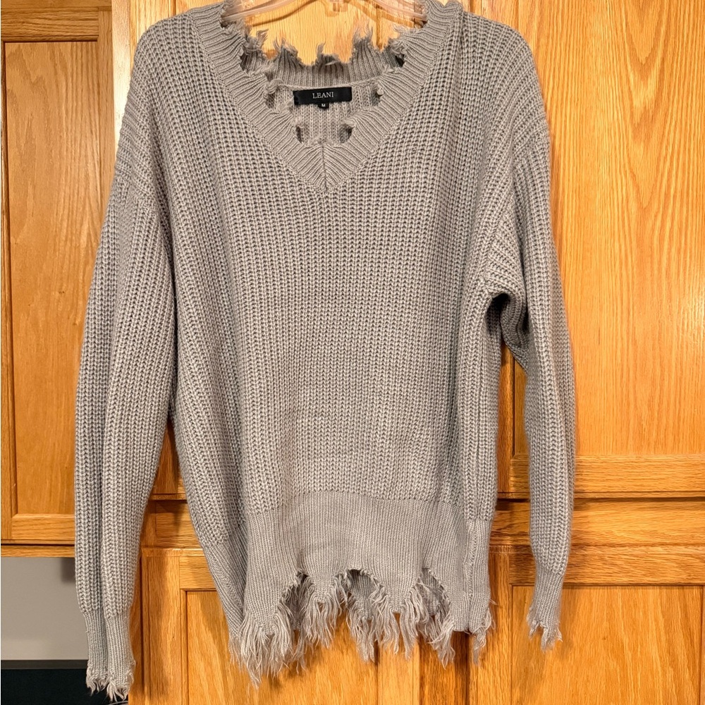 Leani Women's Gray V-Neck Distressed Sweater